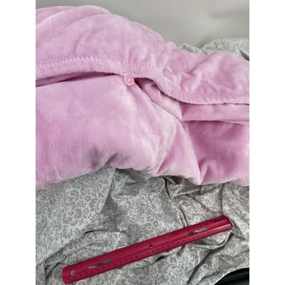 New! Hello Kitty Packable Plush Throw 60/45‎ inch PINK Blanket Christmas NWT